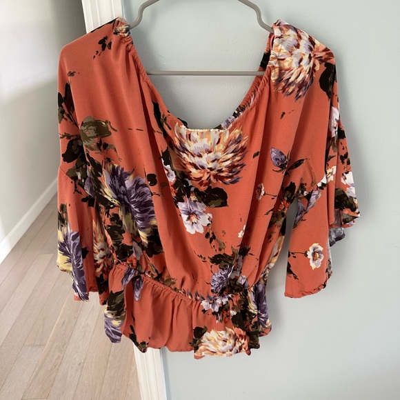 Coral womens top - Picture 2 of 3